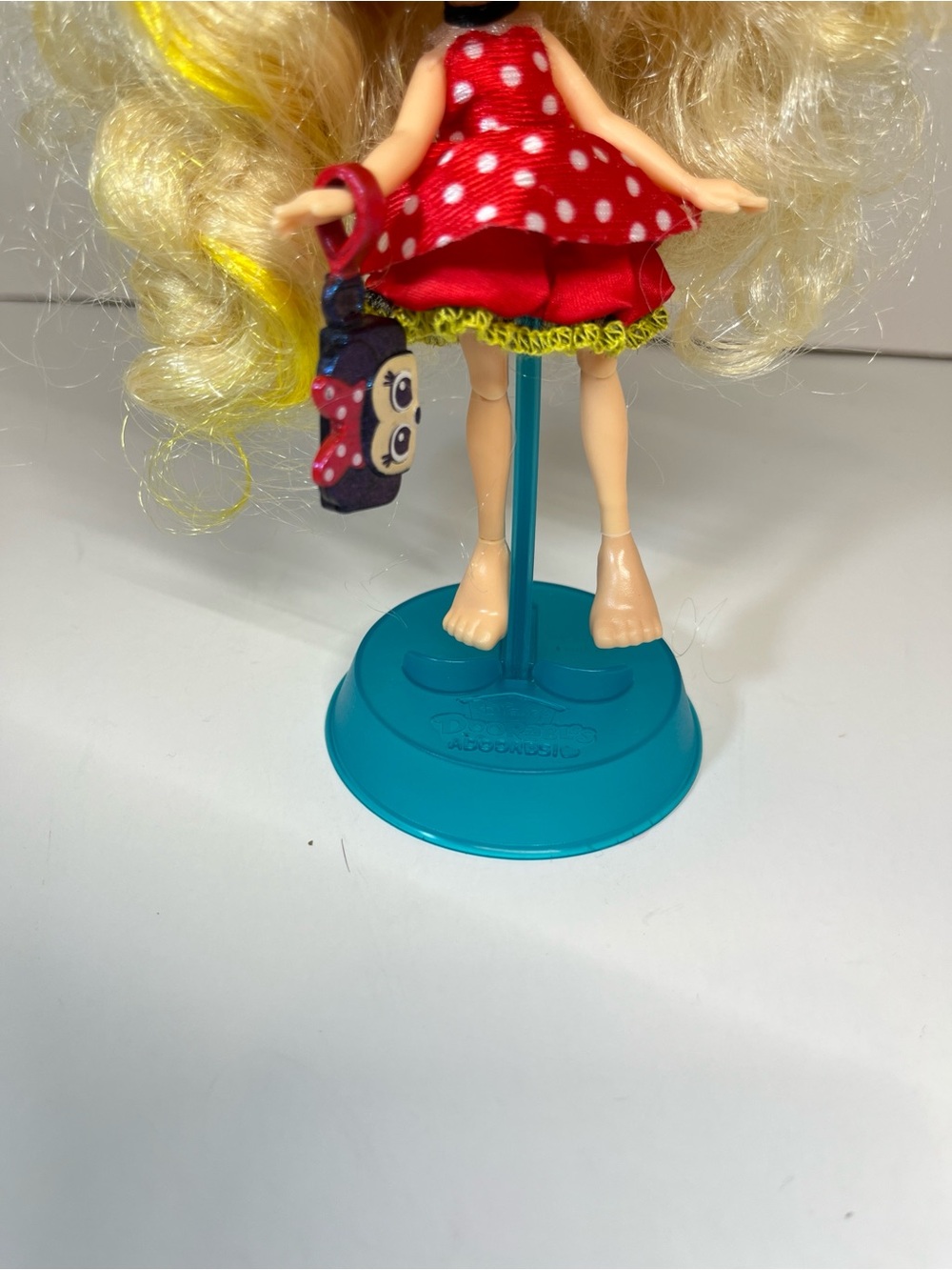 Disney Doorables Minnie Mouse Zoe Superfan Doll 2023 Adoorbs Classic Crew Chain - Picture 4 of 12